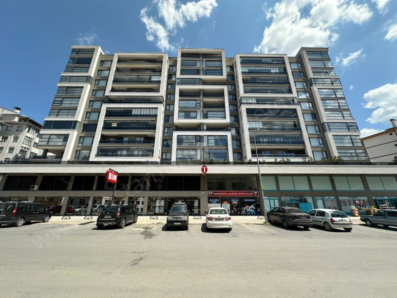 MERKEZDE Kiralık Lüks 3+1 Daire