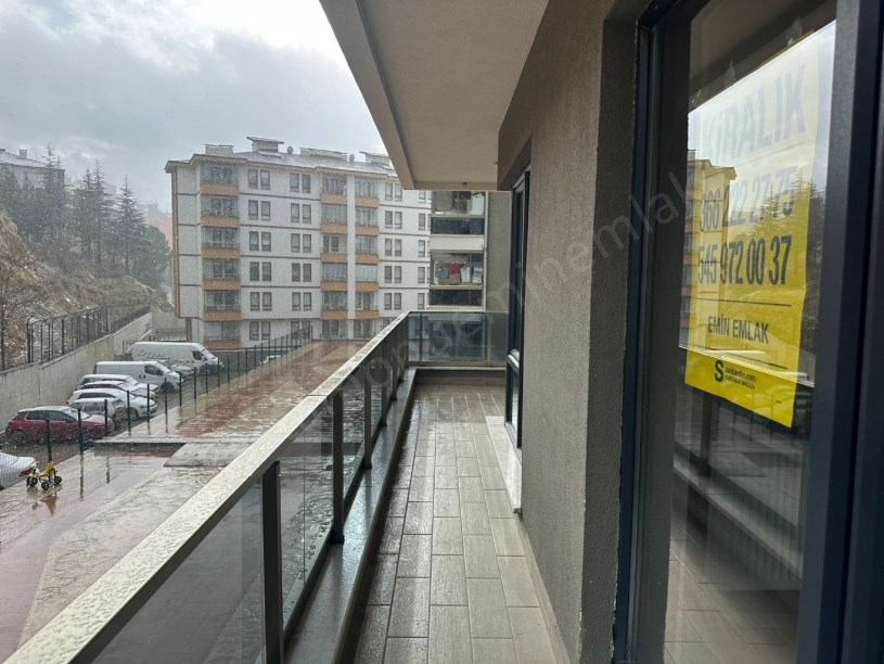 MERKEZDE Kiralık Lüks 3+1 Daire