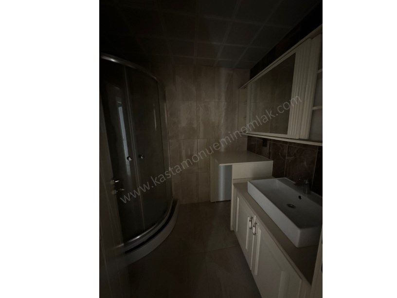 MERKEZDE Kiralık Lüks 3+1 Daire