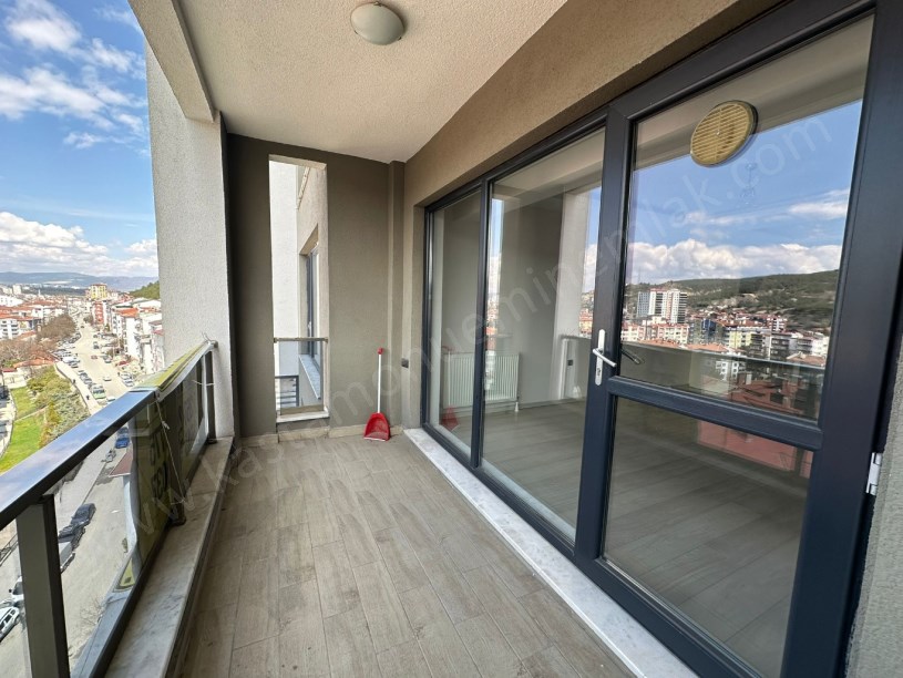 MERKEZDE MANZARALI Satılık 3+1 Daire