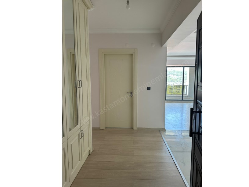 MERKEZDE MANZARALI Satılık 3+1 Daire