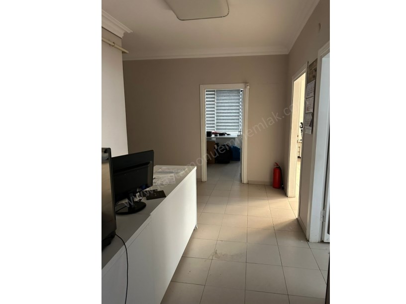 MERKEZDE Kiralık Ofis