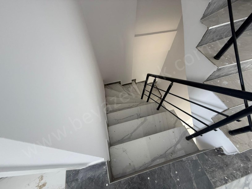 SİLİFKE KAPIZLIDA TERASLI 3+1 KİRALIK VİLLA