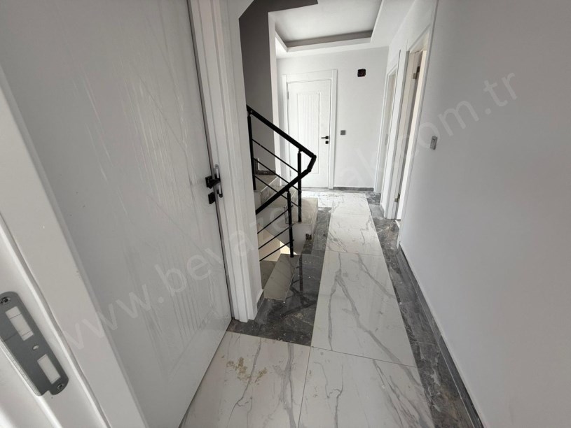 SİLİFKE KAPIZLIDA TERASLI 3+1 KİRALIK VİLLA