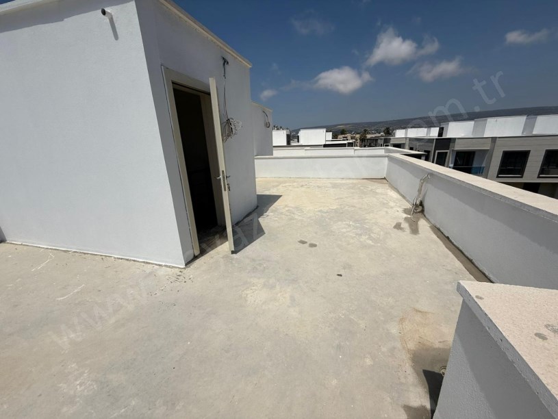 SİLİFKE KAPIZLIDA TERASLI 3+1 KİRALIK VİLLA