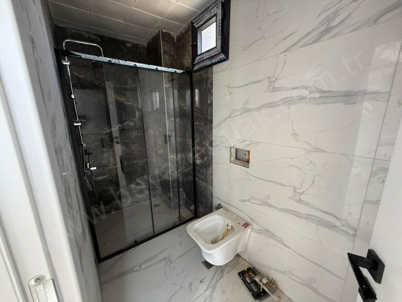 SİLİFKE KAPIZLIDA TERASLI 3+1 KİRALIK VİLLA