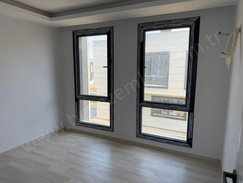 SİLİFKE KAPIZLIDA TERASLI 3+1 KİRALIK VİLLA