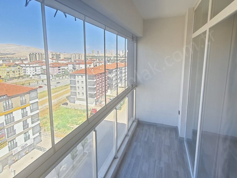 YENİKENT RESİTAL SİTESİNDE GÜVENLİKLİ SATILIK 2+1 LÜKS DAİRE