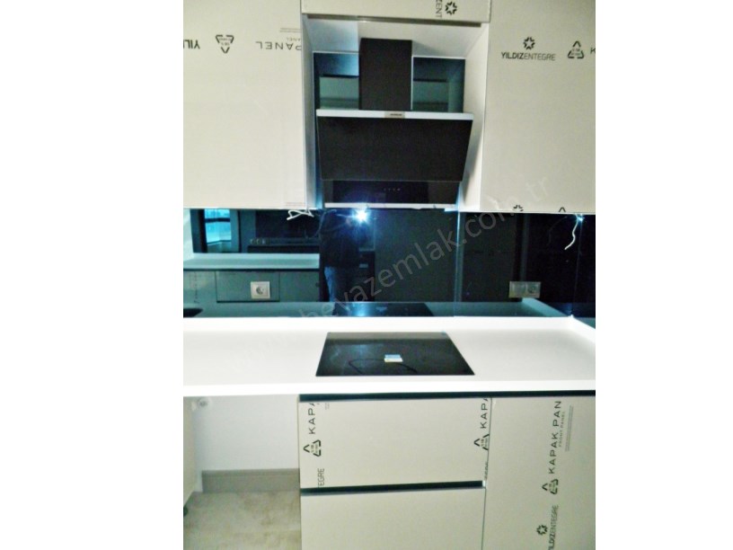 ERYAMAN ZİRVEDEN BATI SİTESİNDE 5+1 KIŞ BAHÇELİ KİRALIK DAİRE