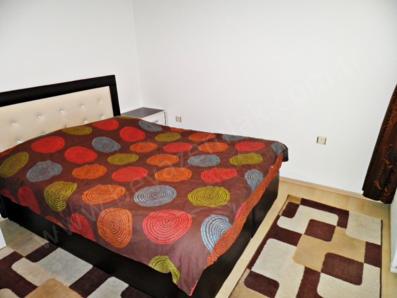 ERYAMAN CADDE ÜSTÜ KOMBİLİ MOBİLYALI 1+1 KİRALIK DAİRE