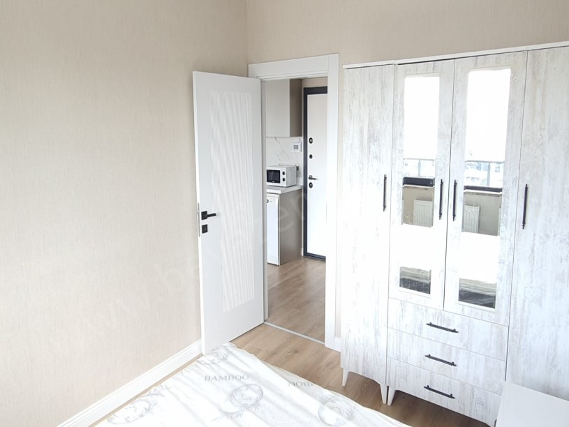 ERYAMAN MERCAN TOWERDA GÖL MANZARALI 1+1 MOBİLYALI SIFIR DAİRE