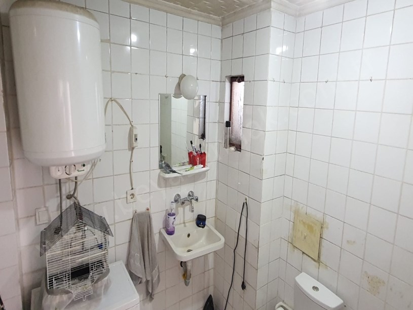 BEYAZ GAYRİMENKULDEN 3.ETAPTA ARA KAT 1+1 SATILIK DAİRE