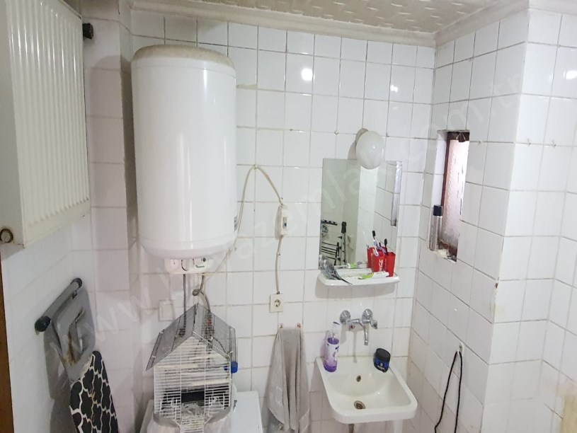 BEYAZ GAYRİMENKULDEN 3.ETAPTA ARA KAT 1+1 SATILIK DAİRE
