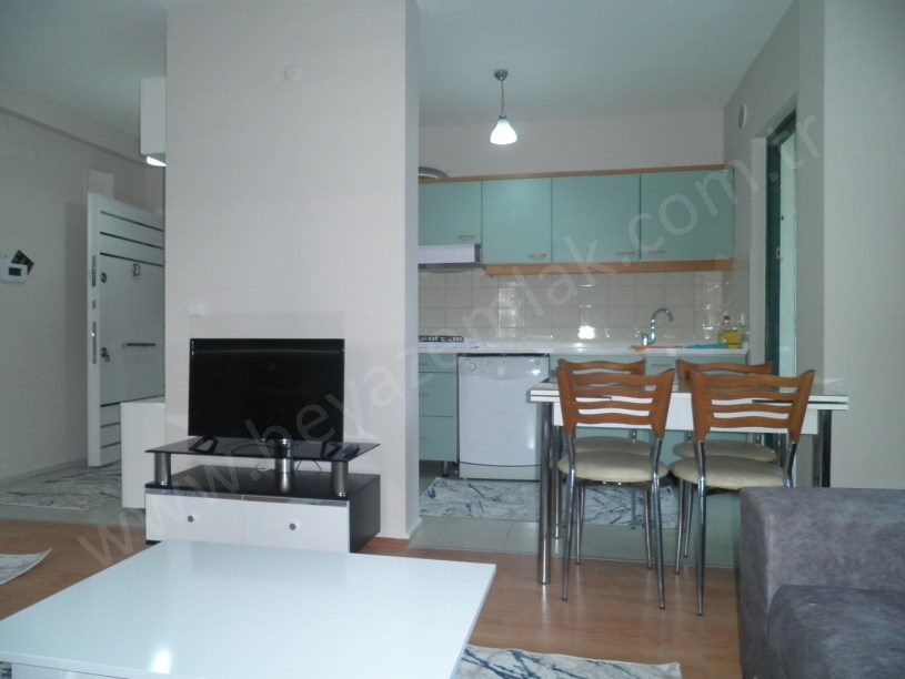 BEYAZ GAYRİMENKULDEN 5.ETAP AGEDE 1+1 MOBİLYALI SATILIK DAİRE