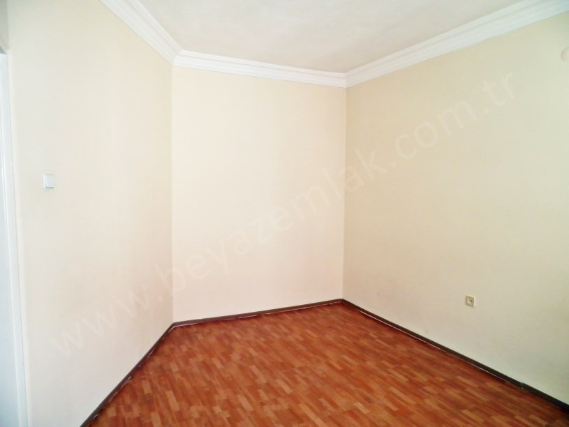 BEYAZ GAYRİMENKULDEN GÜZELKENTTE ARA KAT KOMBİLİ 3+1 DAİRE