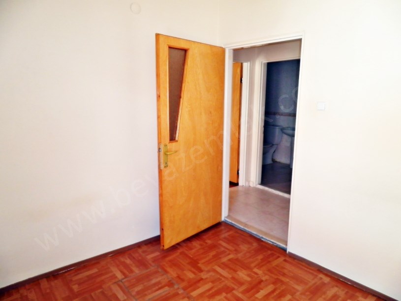 BEYAZ GAYRİMENKULDEN GÜZELKENTTE ARA KAT KOMBİLİ 3+1 DAİRE
