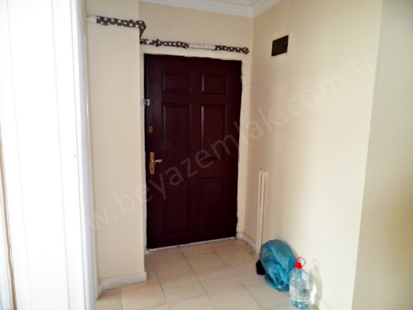 BEYAZ GAYRİMENKULDEN GÜZELKENTTE ARA KAT KOMBİLİ 3+1 DAİRE
