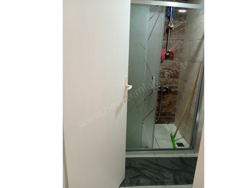 BEYAZ GAYRİMENKULDEN METRO VE GÖKSU YAKINI SATILIK 2+1 DAİRE