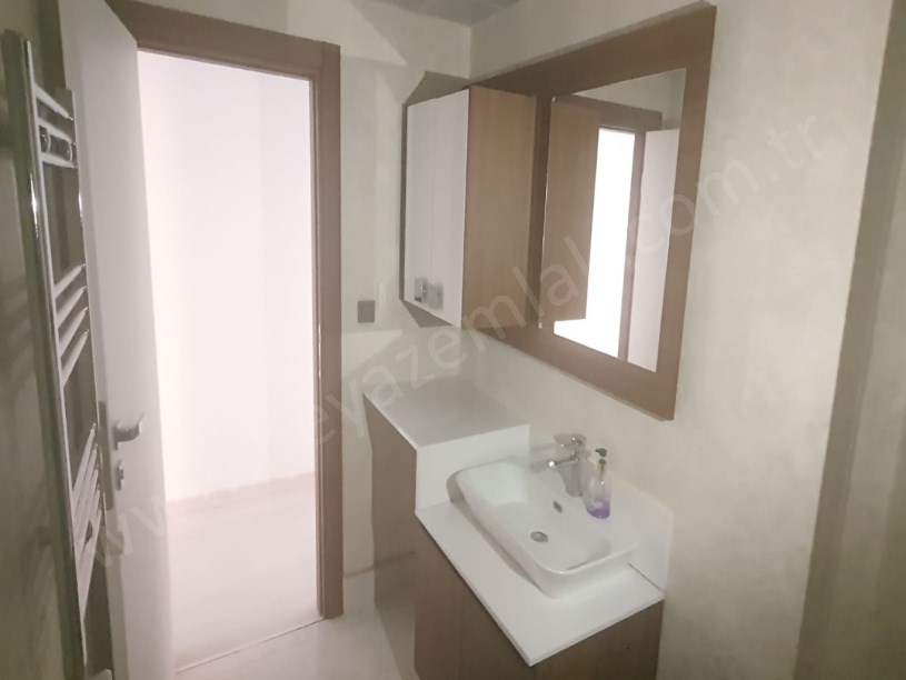 BEYAZ GAYRİMENKULDEN RESİTAL YENİKENTTE GÜVENLİKLİ 2+1 DAİRE