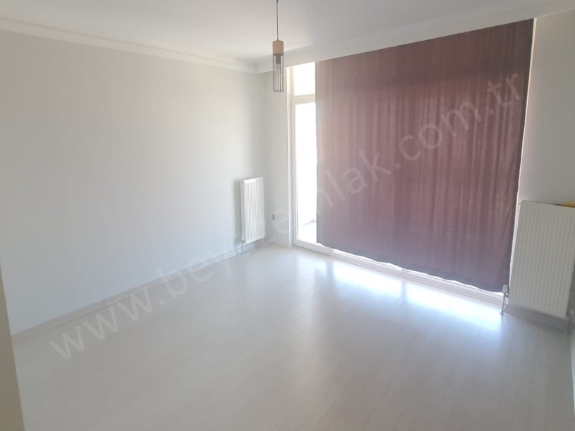 BEYAZ GAYRİMENKULDEN RESİTAL YENİKENTTE GÜVENLİKLİ 2+1 DAİRE
