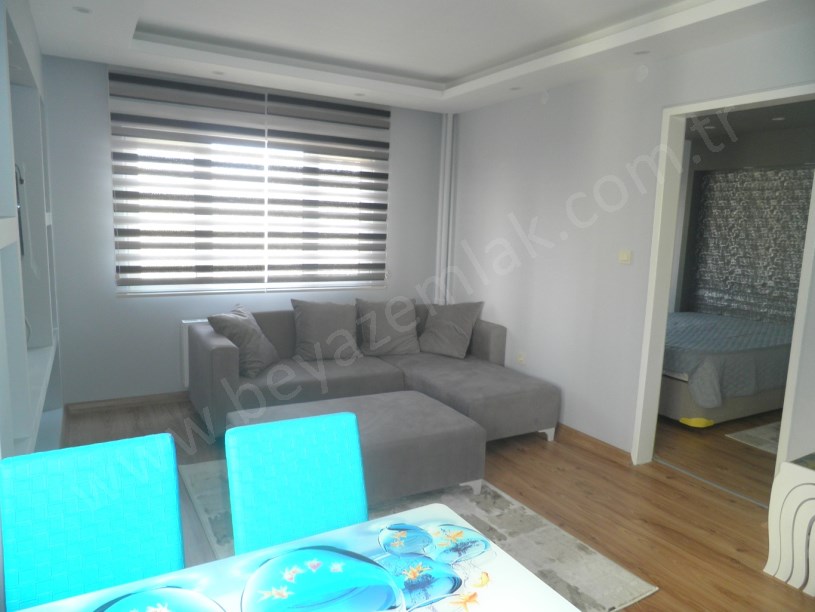 BEYAZ GAYRİMENKULDEN 2.ETAP METRO KARŞISI EŞYALI 1+1 KİRALIK