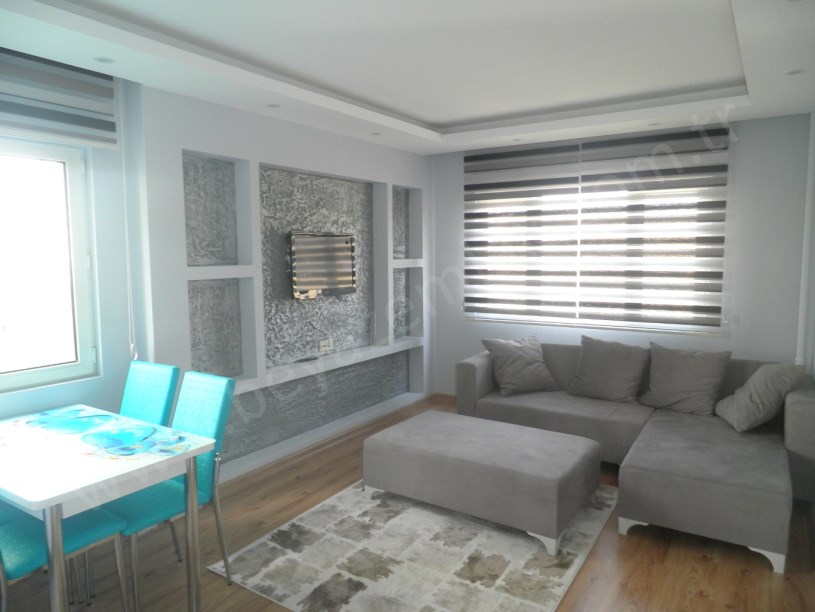BEYAZ GAYRİMENKULDEN 2.ETAP METRO KARŞISI EŞYALI 1+1 KİRALIK