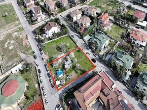 VİAL   Erenköy Mah.Çay Bağlarında 1.017m2 3 Cephe Yol