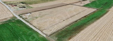 DADAĞIDA KARGİR BİNALI TARLA