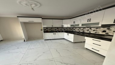 Harmanlar Mah. Atatürk Okulu Karşısı Kiralık 3+1 Daire