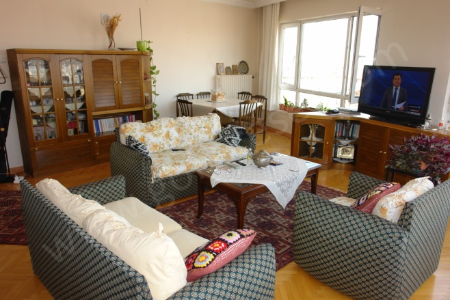 Necatibey Çankaya Satılık Daire |  3+1 Oda | 115M2 3.500.000Tl  Krediye Uygun  | 8. Kat | Merkezi Isınma | 1 Banyo | 1 Yatak Odası Resim-3