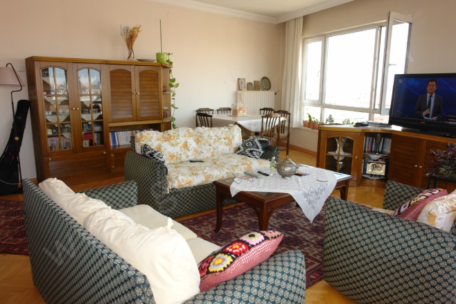 Necatibey Çankaya Satılık Daire |  3+1 Oda | 115M2 3.500.000Tl  Krediye Uygun  | 8. Kat | Merkezi Isınma | 1 Banyo | 1 Yatak Odası Resim-4