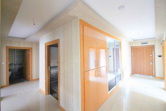 Burç Mah.  Yenimahalle Satılık Daire |  4+1 Oda | 185M2 7.850.000Tl  Krediye Uygun  | 10. Kat | Kombi | 2 Banyo | 1 Yatak Odası Resim-2