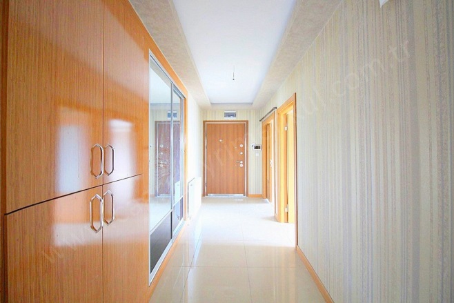 Burç Mah.  Yenimahalle Satılık Daire |  4+1 Oda | 185M2 7.850.000Tl  Krediye Uygun  | 10. Kat | Kombi | 2 Banyo | 1 Yatak Odası Resim-4