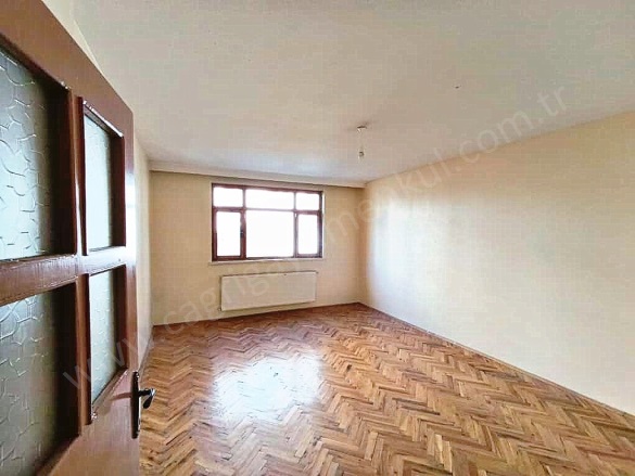 Güventepe Mah. Yenimahalle Kiralık Daire |  3+1 Oda | 110M2 Aylık 20.000Tl | 1. Kat | Kombi | 1 Banyo | 1 Yatak Odası Resim-5