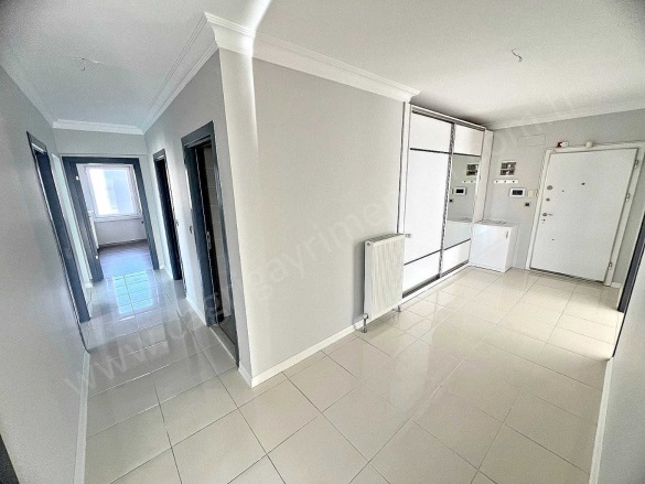 Güventepe Mah. Yenimahalle Satılık Daire |  4+1 Oda | 180M2 6.900.000Tl  Krediye Uygun  | 9. Kat | Merkezi (Pay Ölçer) | 2 Banyo | 1 Yatak Odası Resim-2