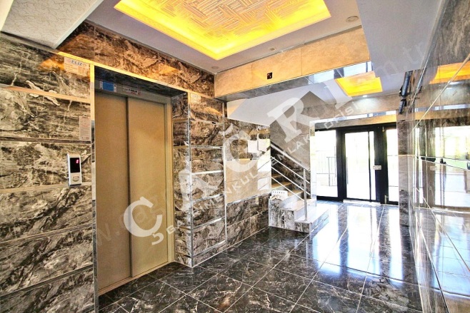 Kayalar Mah. Yenimahalle Satılık Daire |  4+1 Oda | 185M2 6.750.000Tl  Krediye Uygun  | 10. Kat | Kombi | 2 Banyo | 1 Yatak Odası Resim-3