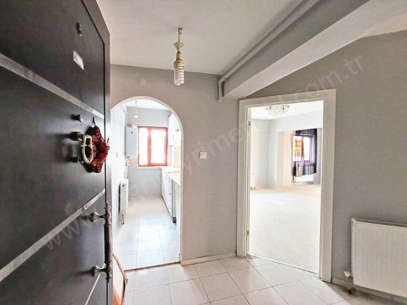 Güventepe Mah. Yenimahalle Satılık Daire |  2+1 Oda | 90M2 2.645.000Tl  Krediye Uygun  | Yüksek Giriş | Kombi | 1 Banyo | 1 Yatak Odası Resim-2