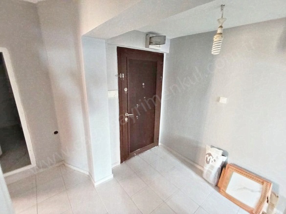 Güventepe Mah. Yenimahalle Satılık Daire |  2+1 Oda | 90M2 2.645.000Tl  Krediye Uygun  | Yüksek Giriş | Kombi | 1 Banyo | 1 Yatak Odası Resim-3