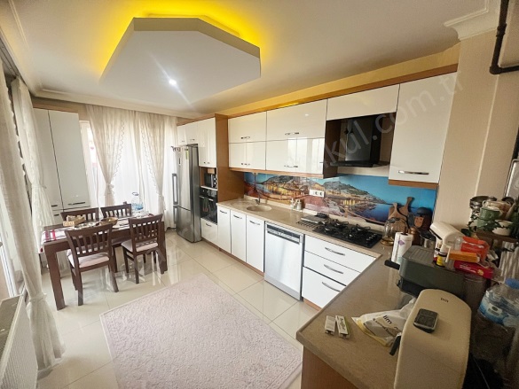 Burç Mah.  Yenimahalle Satılık Daire |  3+1 Oda | 160M2 6.590.000Tl  Krediye Uygun  | 9. Kat | Kombi | 2 Banyo | 1 Yatak Odası Resim-2