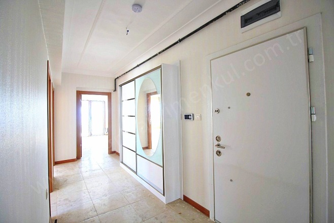 Çiğdemtepe Mah. Yenimahalle Kiralık Daire |  3+1 Oda | 165M2 Aylık 29.000Tl | 1. Kat | Kombi | 2 Banyo | 1 Yatak Odası Resim-3