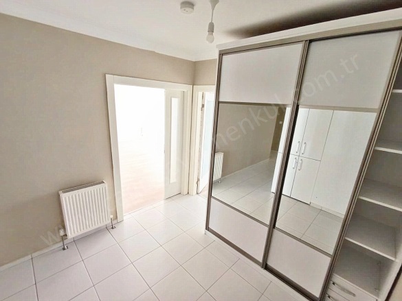 Kayalar Mah. Yenimahalle Kiralık Daire |  4+1 Oda | 170M2 Aylık 43.000Tl | 4. Kat | Merkezi (Pay Ölçer) | 2 Banyo | 1 Yatak Odası Resim-4