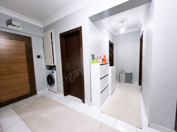 Burç Mah.  Yenimahalle Satılık Daire |  3+1 Oda | 150M2 5.890.000Tl  Krediye Uygun  | 2. Kat | Kombi | 2 Banyo | 1 Yatak Odası Resim-3