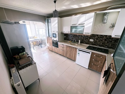 Çağrı Emlak Site İçinde Kapalı Otoparklı Geniş Mutfak Lüx 4+1 Satılık Daire Yenimahalle Kaletepe Mah