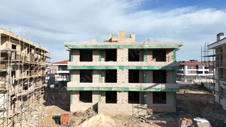 - Selçuklu Satılık Daire |  3+1 Oda | 155M2 5.000.000Tl | Yüksek Giriş | Kombi | 2 Banyo Resim-2