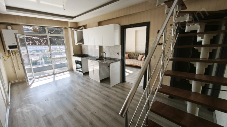 - Karatay Kiralık Daire |  2+1 Oda | 122M2 Aylık 25.000Tl | 5. Kat | Kombi Resim-3