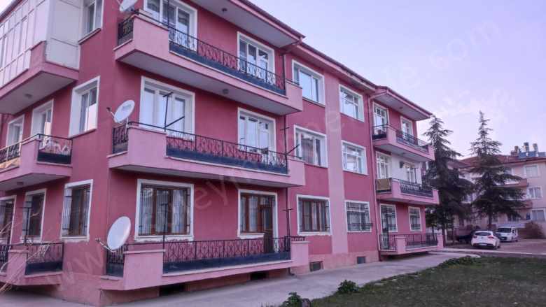 Yaka Pide Karşısında Ünv Yakın Ful Eşyalı 2+1 Kiralık Daire Meram