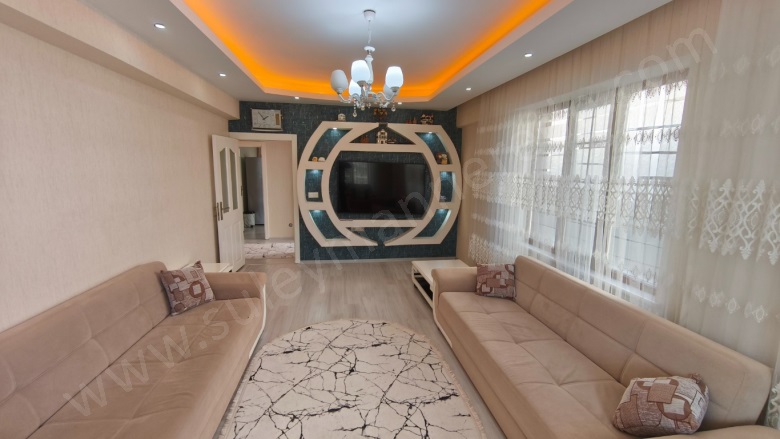 - Selçuklu Satılık Villa |  7+1 Oda | 355M2 13.250.000Tl  Krediye Uygun  | Villa | Yerden Isıtma | 3 Banyo Resim-5