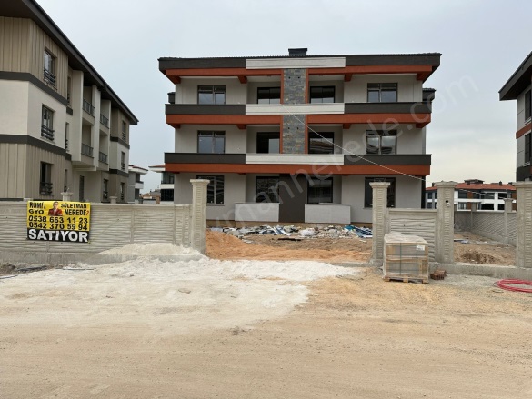 Merkez Konya Satılık Bina |  3+1 Oda | 165M2 6.350.000Tl  Krediye Uygun  | 2. Kat | Yerden Isıtma | 2 Banyo | 1 Yatak Odası Resim-2