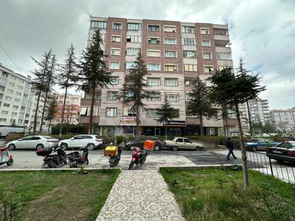 Sille Batı Çıkışında Merkezi Konumda Geniş 3+1 Fırsat ! Satılık Daire