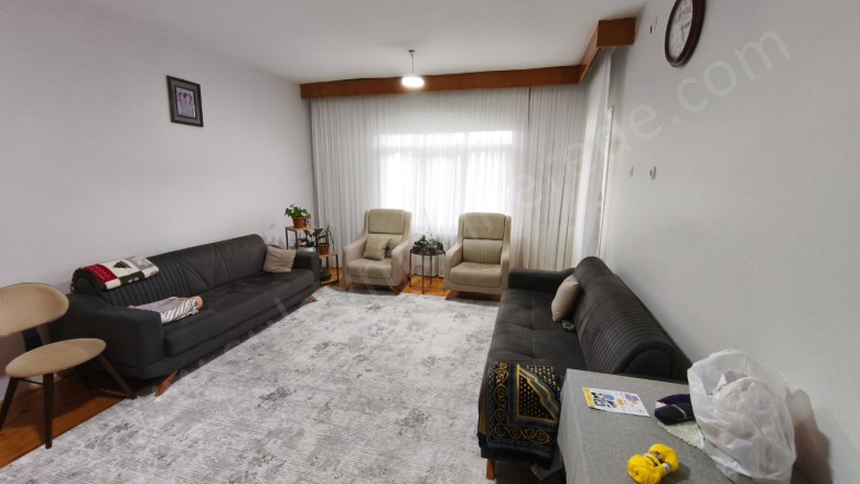 - Selçuklu Satılık Daire |  3+1 Oda | 160M2 3.100.000Tl  Krediye Uygun  | 6. Kat | Merkezi Isınma | 1 Banyo Resim-3